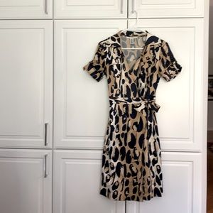 DVF navy/tan leopard print wrap dress